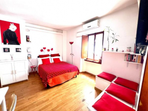 Lovely studio near Colosseum